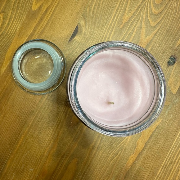 Aromatherapy Candle Pink Shoreline Scented, 18 oz - Picture 4 of 4